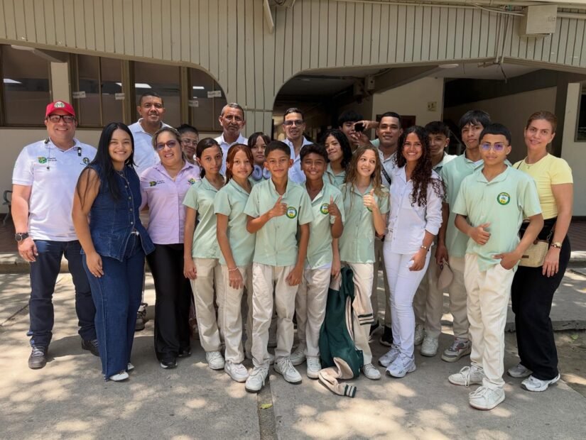 Asocomag y cooperativas bananeras celebraron los 40 años del Comercio Justo en la Universidad del Magdalena